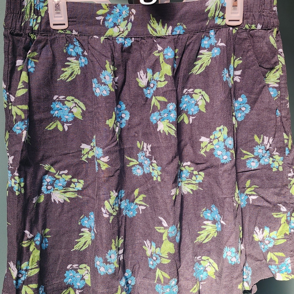 LOFT Floral Skirt in Gray and Blue